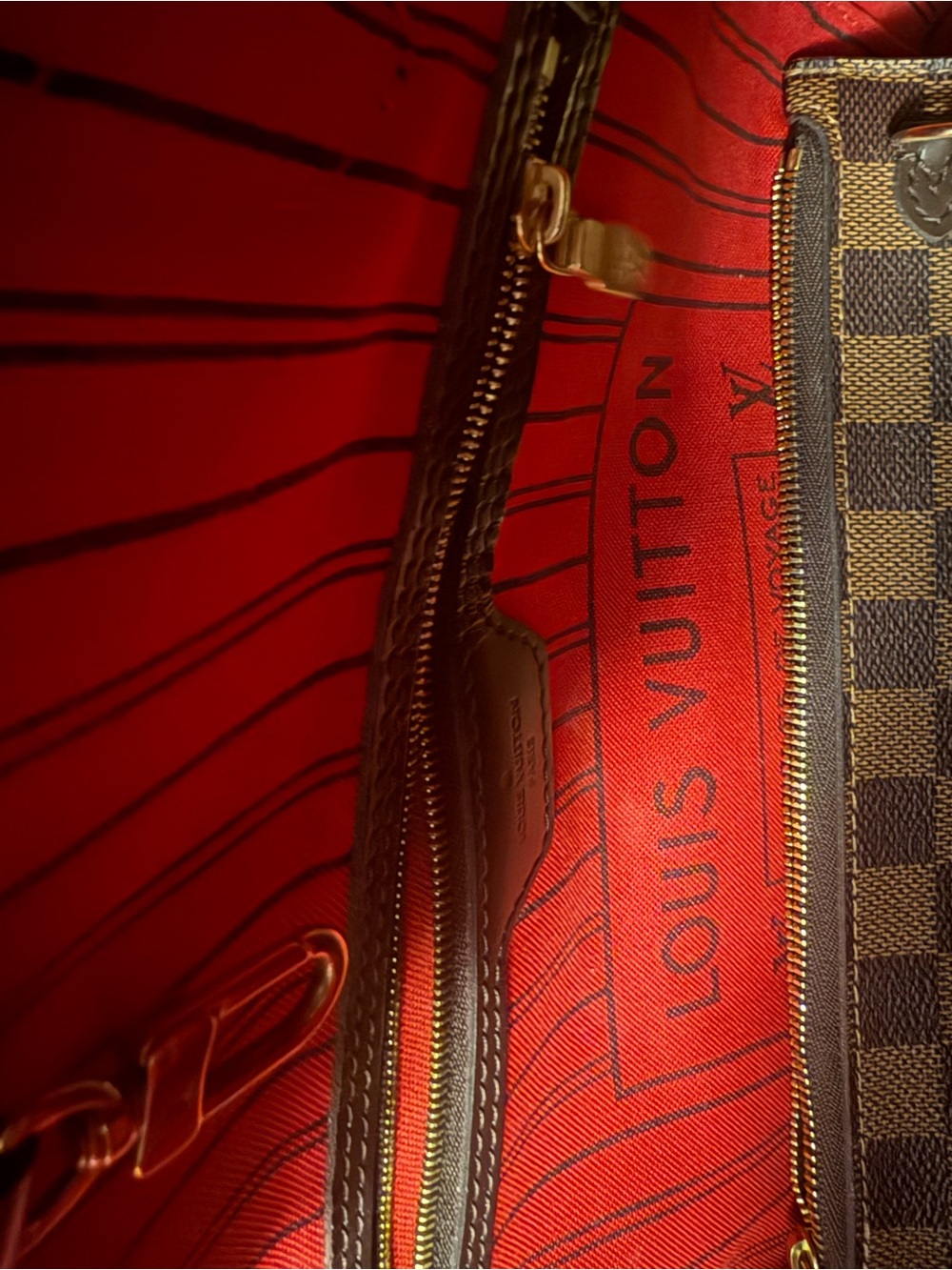 Louis Vuitton Brown Damier Ebene Tote with Dark Trim - Picture 8 of 10